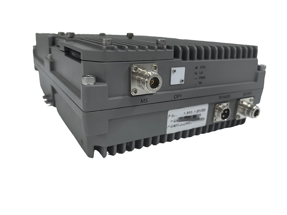  安福三频手机信号接收器2000㎡